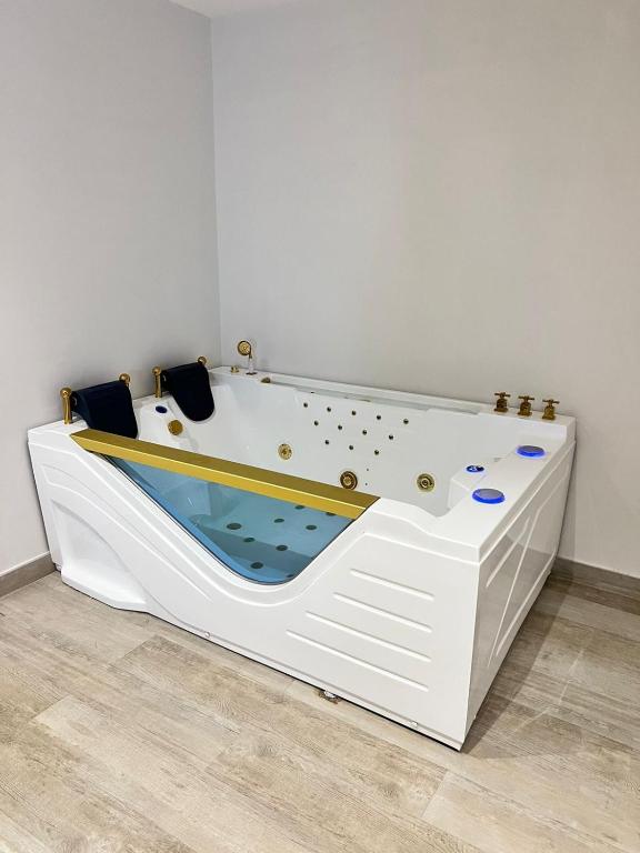 Arayik Resort - Deluxe Studio
