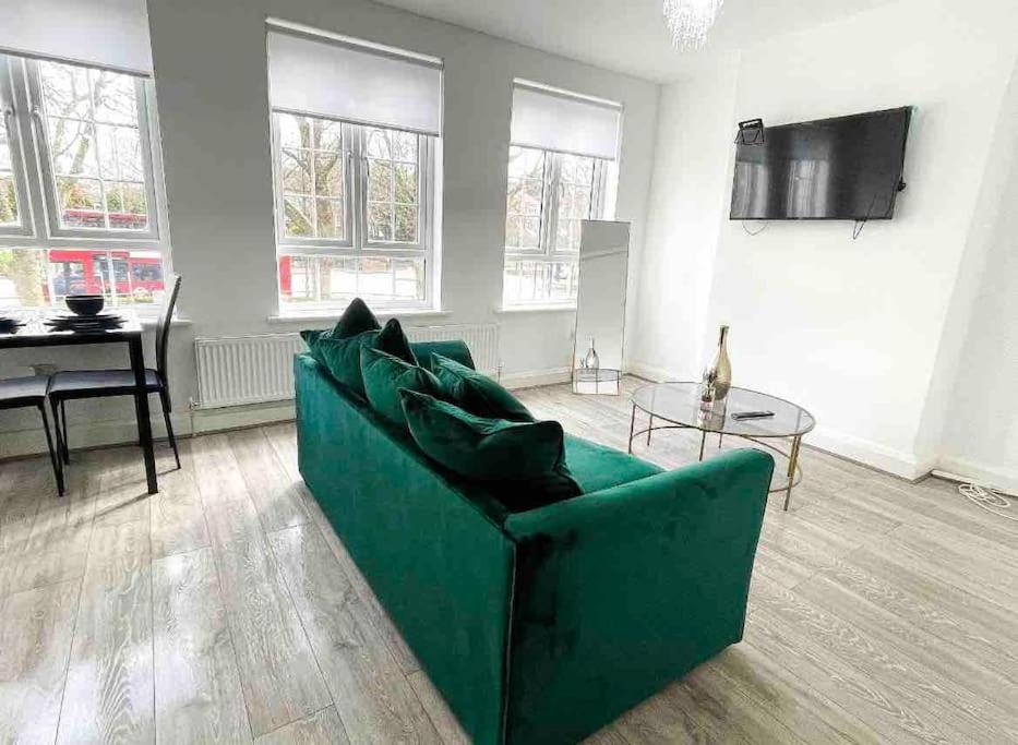 Immaculate 1 bedroom apartment in Orpington