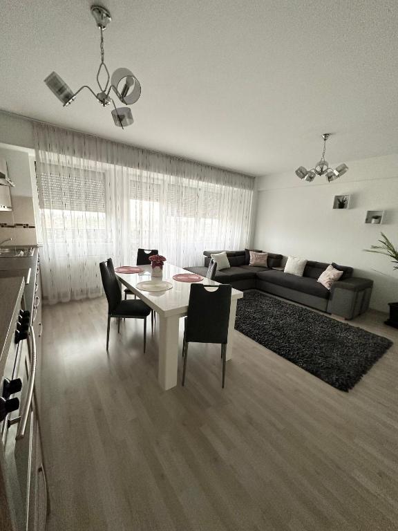 Class DeLuxe Apartments - Deluxe Apartment