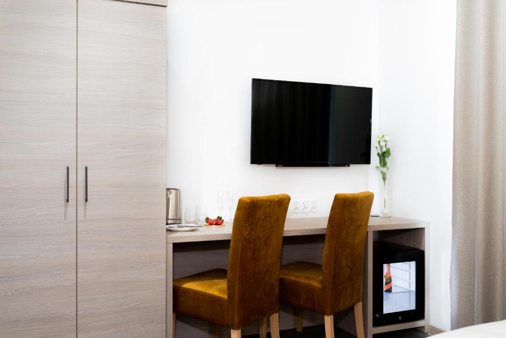 TV a/nebo společenská místnost v ubytování Lynks Resort
