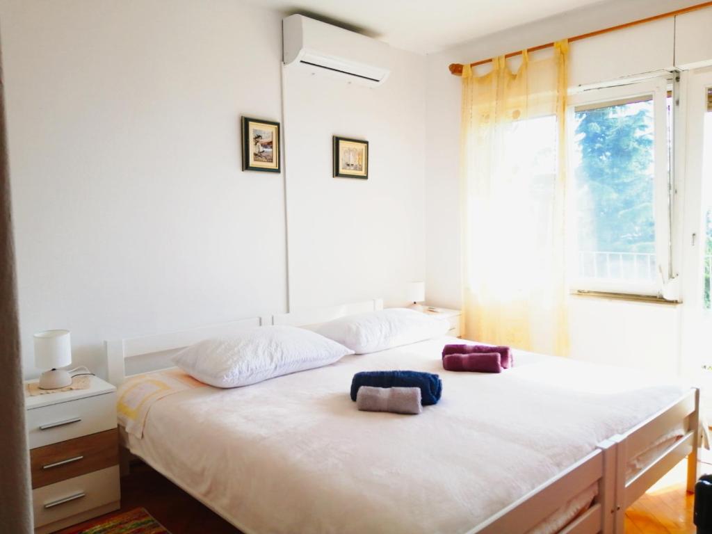 Posteľ alebo postele v izbe v ubytovaní FoREST Heritage Apartment
