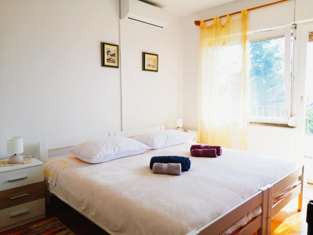Posteľ alebo postele v izbe v ubytovaní FoREST Heritage Apartment