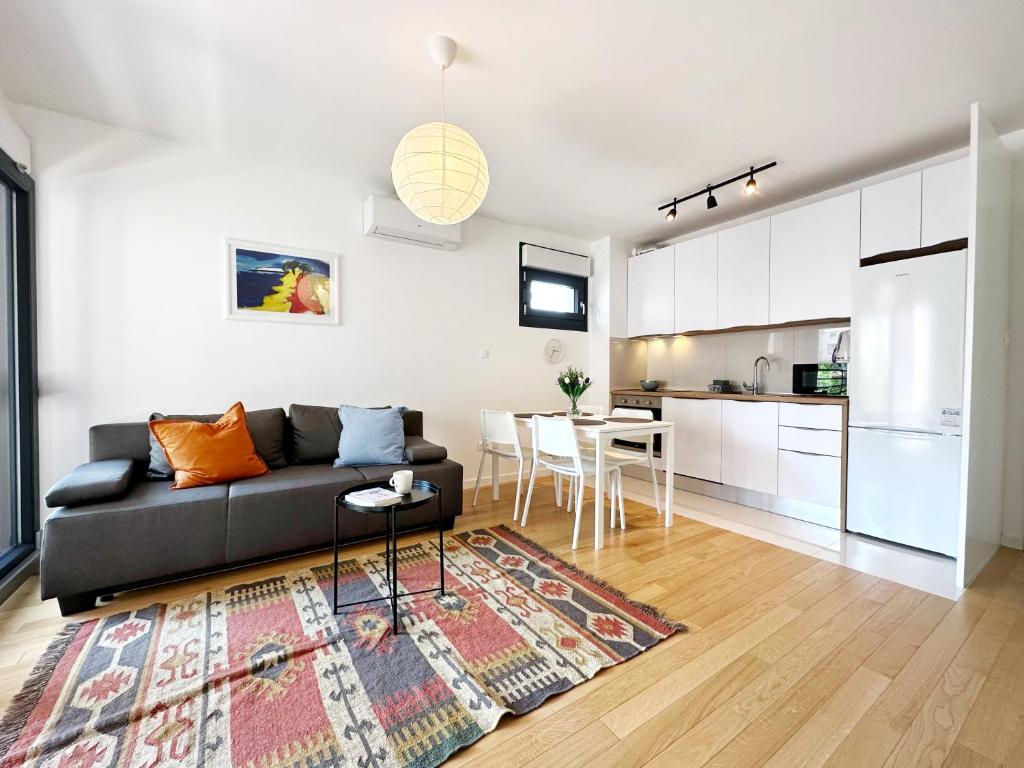 Grandpa´s tree - private garage - 18