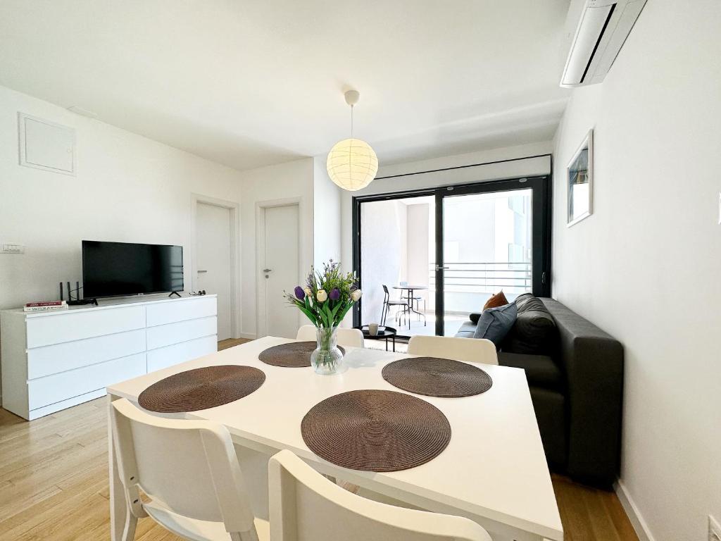 Grandpa´s tree - private garage - 10