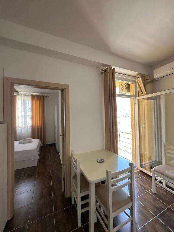 Marjana's Apartment 3 - Image 2