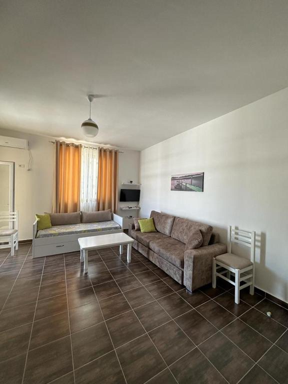 Marjana's Apartment 3 - Image 8