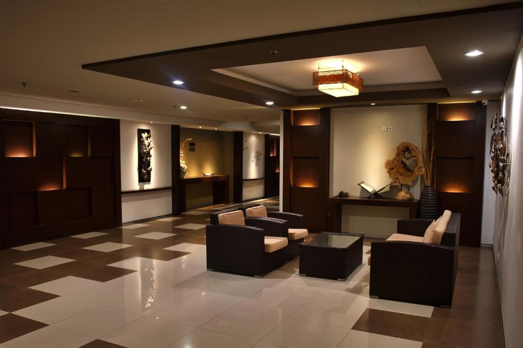 Posezení v ubytování The Kana Kuta Hotel