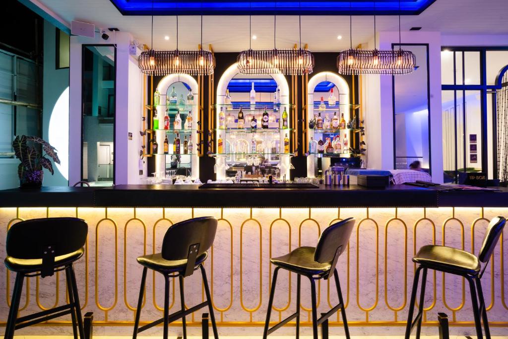 Ratri Hotel Phuket Old Town - Resim 8