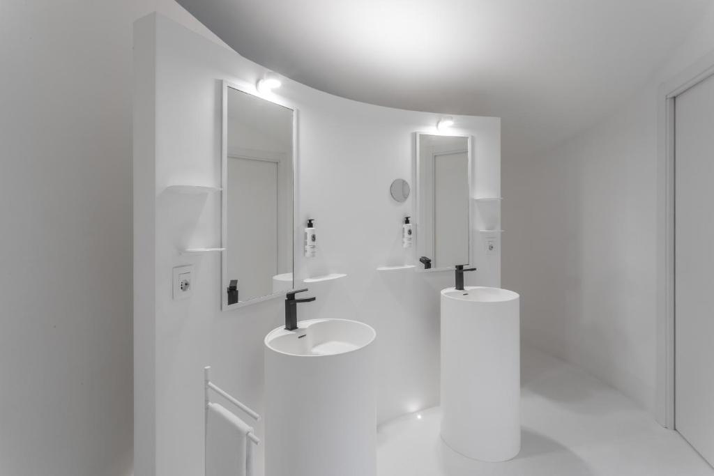 Hotel Palazzo Durazzo Suites - Resim 40