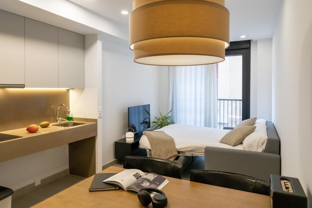 Apartamentos Alidreams Lola Center, Alicante – Precios ...