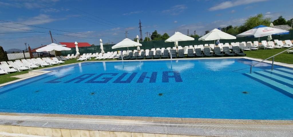 Bazén v ubytování Motel LAGUNA nebo v jeho okolí