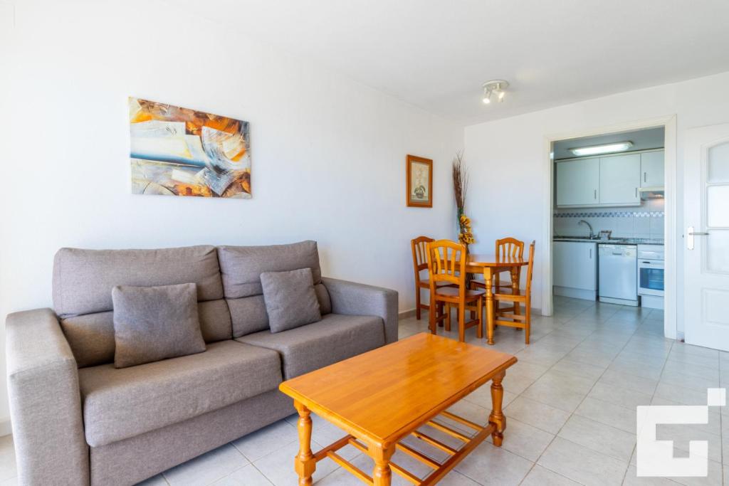 Kuchyňa alebo kuchynka v ubytovaní Apartamento Apolo XVI 1 17 - Grupo Turis