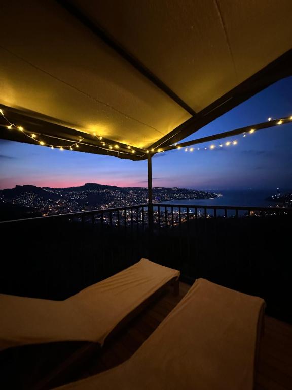Příroda nedaleko luxury tent