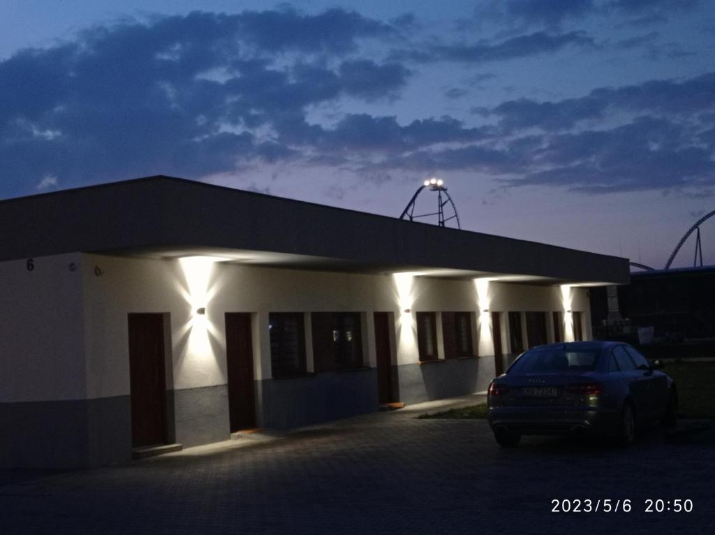 Loft Park Zator, lokalizacja przy wej Parku - 2