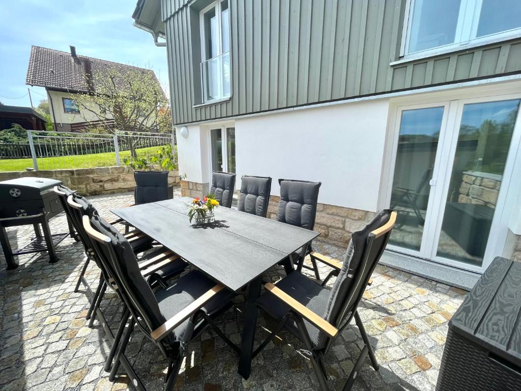 Patio nebo venkovní prostory v ubytování Ferienhaus „Am Sandstein“