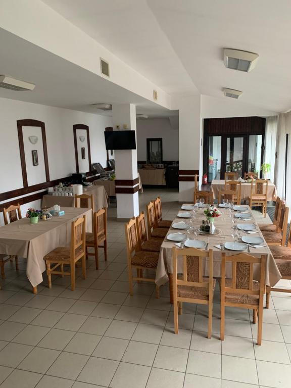 Restoran või mõni muu söögikoht majutusasutuses NO COMMENT RUSTIC