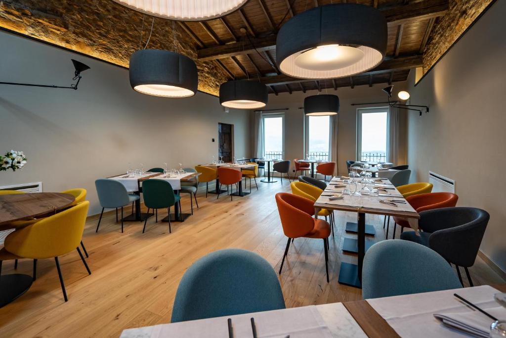 Posezení v ubytování Locanda Moderna Carlambroeus