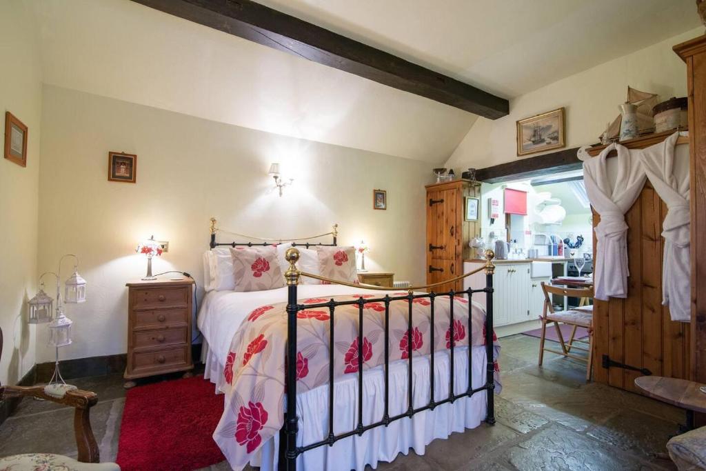 Charming 1Bed Cottage in Staffordshire, Biddulph (updated prices 2024)