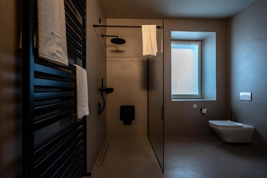 Koupelna v ubytování Locanda Moderna Carlambroeus