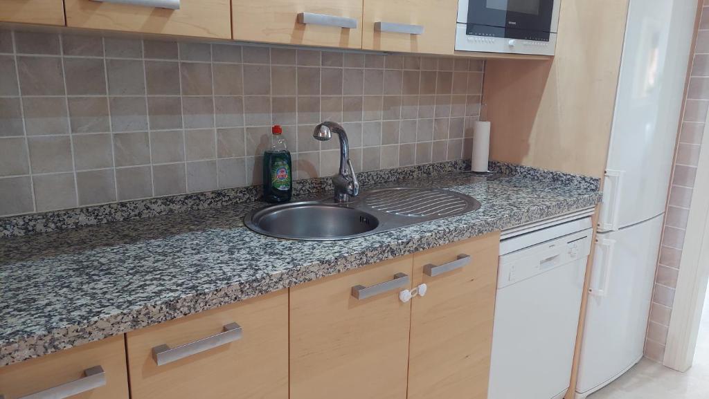 Fotografie z fotogalerie ubytování Hermoso apartamento Buenas Noches v destinaci Estepona