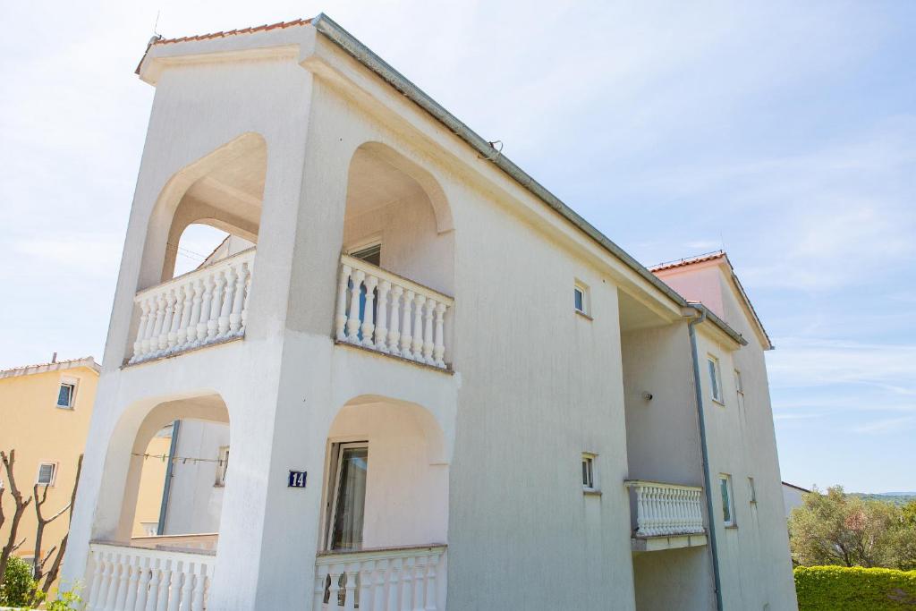 Budova, kde se apartmán nachází