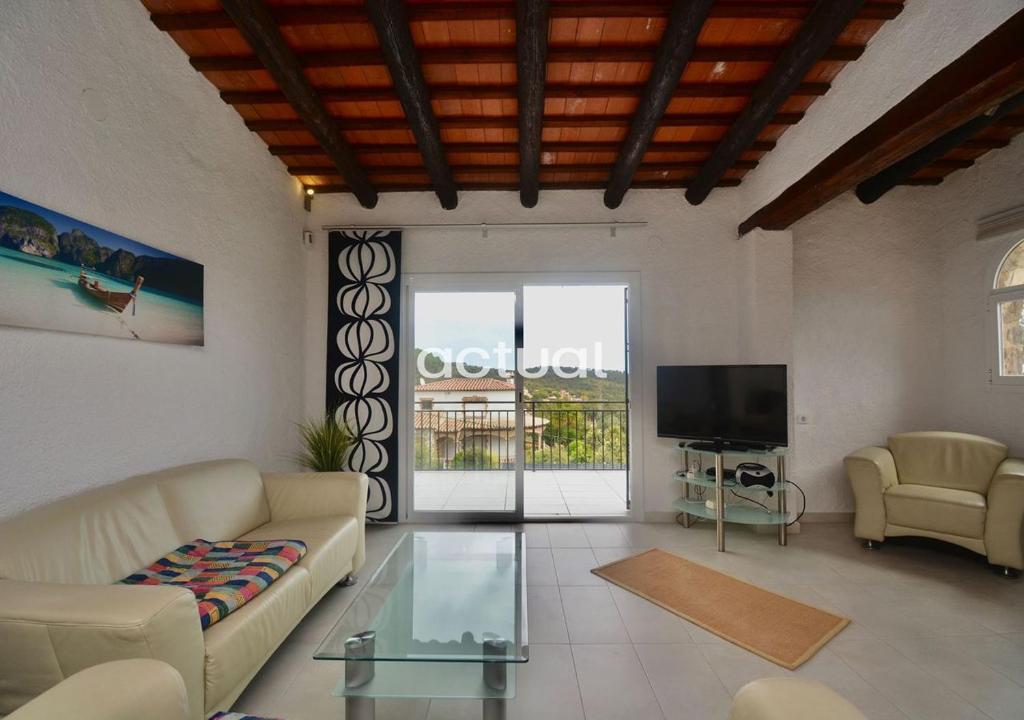 Fotografia z galérie ubytovania Casa Xiprers, 7 "Villa Santina" v destinácii Platja  d'Aro