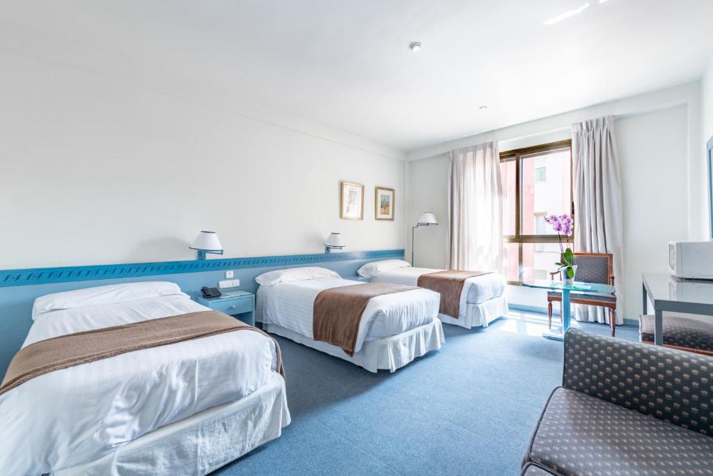 Espahotel Plaza de España - Resim 7