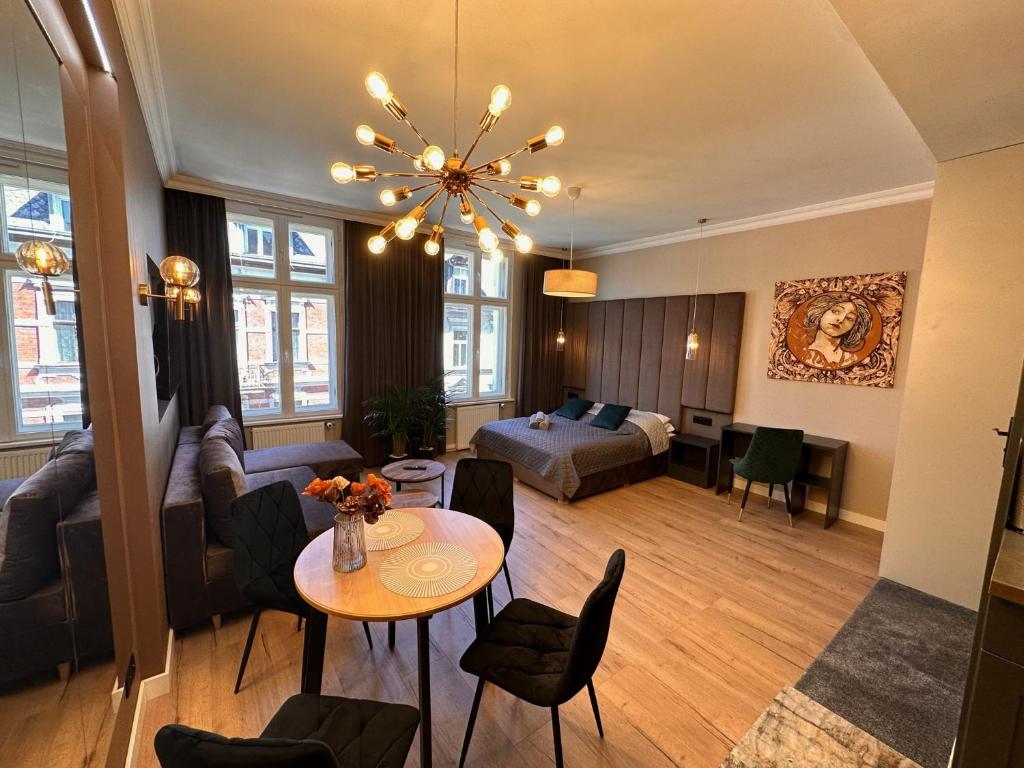 DK Premium Warmińska Secesja - Deluxe Apartment