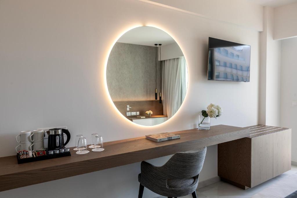 Pavlo Napa Beach Hotel - Triple Room (2 Adulti + 1 Bambino Fino A 11,99 Anni)