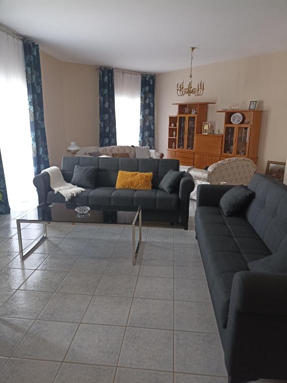 Airport city center 3 - 8