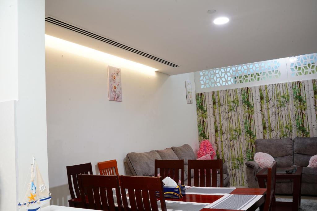 401 Luxurious furnished two bedroom apartment with maid room available