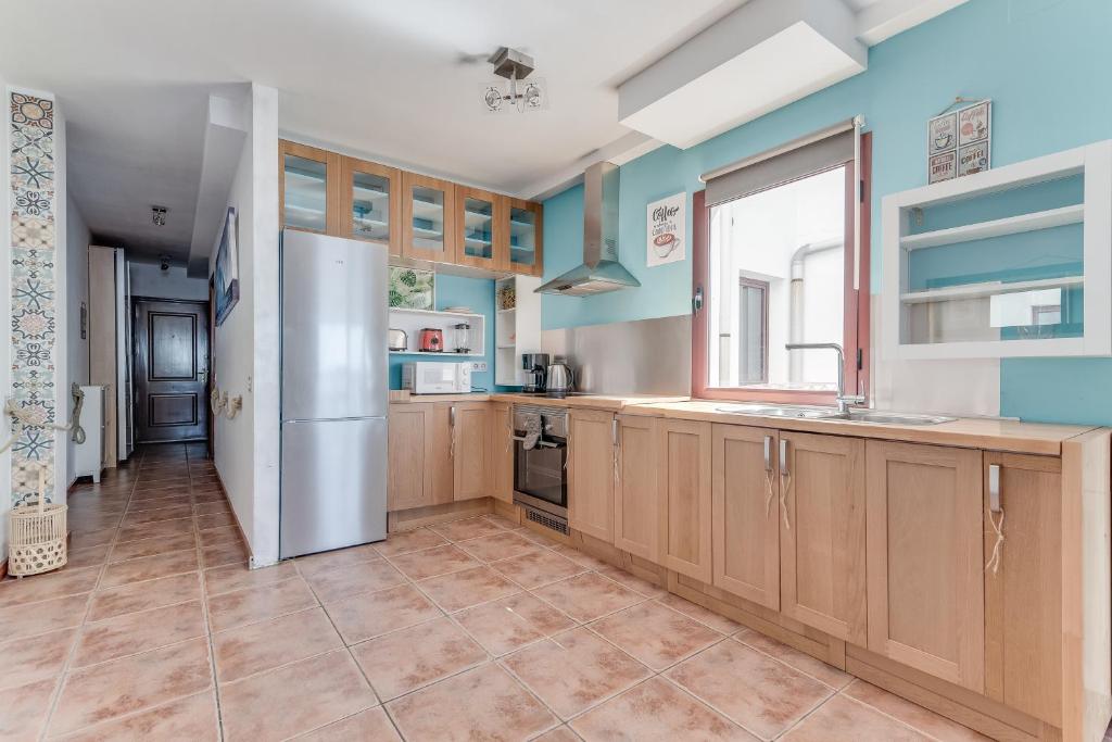 Kuchyň nebo kuchyňský kout v ubytování Home2Book Beautiful Sea Views San Felipe, Terrace