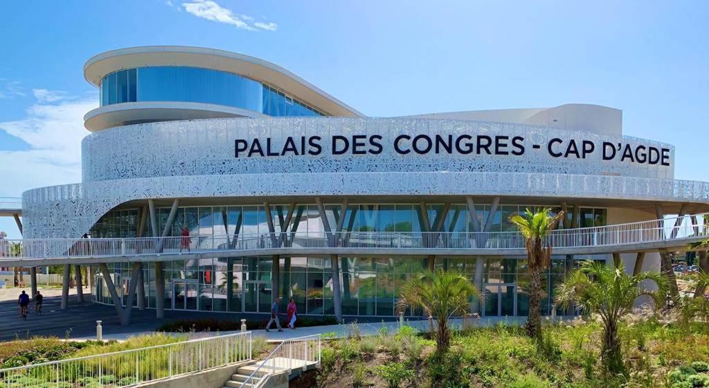 Zdjęcie z galerii obiektu Chaleureux Appt T2 au Centre Port w Cap d'Agde