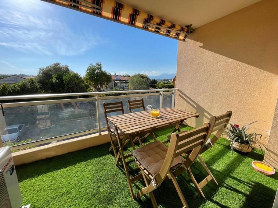 Fotografia z galérie ubytovania Superbe appartement Cocooning au calme - Piscine v destinácii Antibes