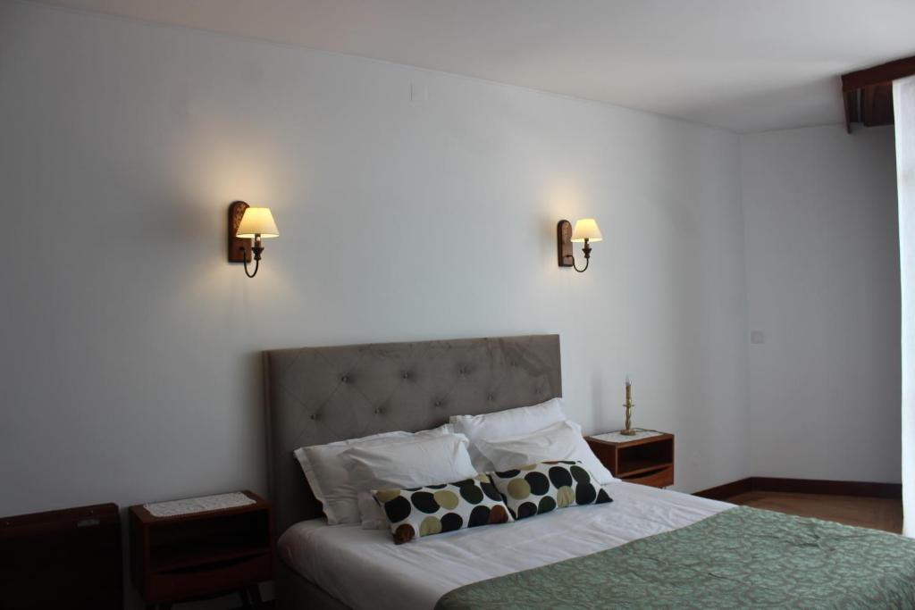 Boutique Inn & Restaurant - Casa dos Suécos - Chambre Double De Luxe Avec Balcon Et Vue En Mer