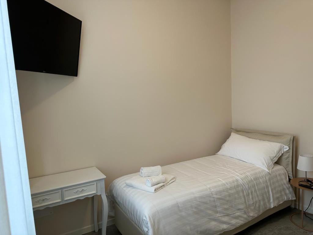 Postel nebo postele na pokoji v ubytování Hotel Il Duca barbablu