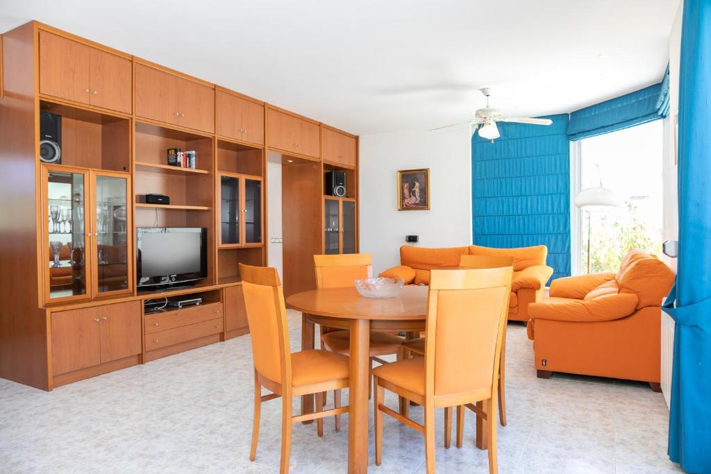 Kuchyň nebo kuchyňský kout v ubytování VILLA ADELAIDA