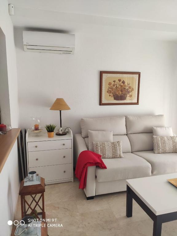 Część wypoczynkowa w obiekcie APARTAMENTO CASARES PLAYA