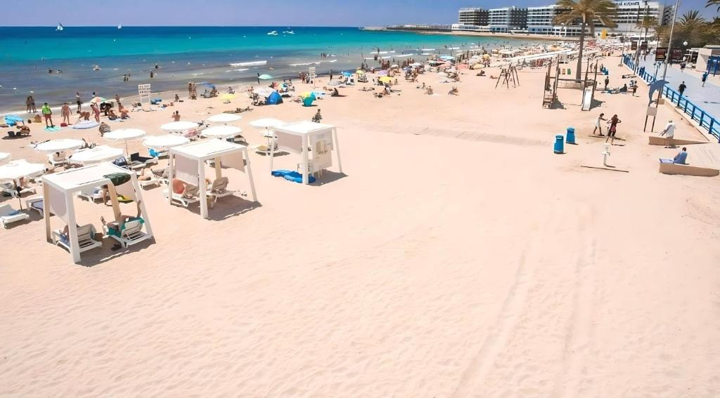 Lux City Loft in front of the Port, Alicante – Bijgewerkte ...