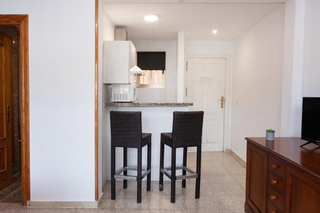 APARTAMENTOS PALASIET - Resim 23