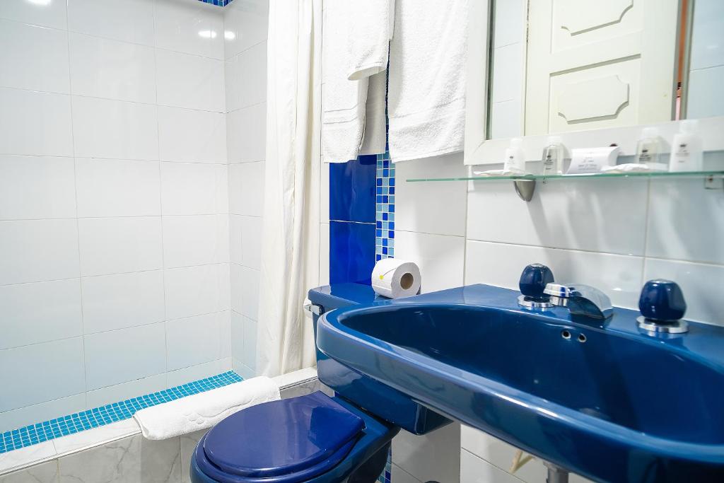 Koupelna v ubytování Hotel Virrey Central