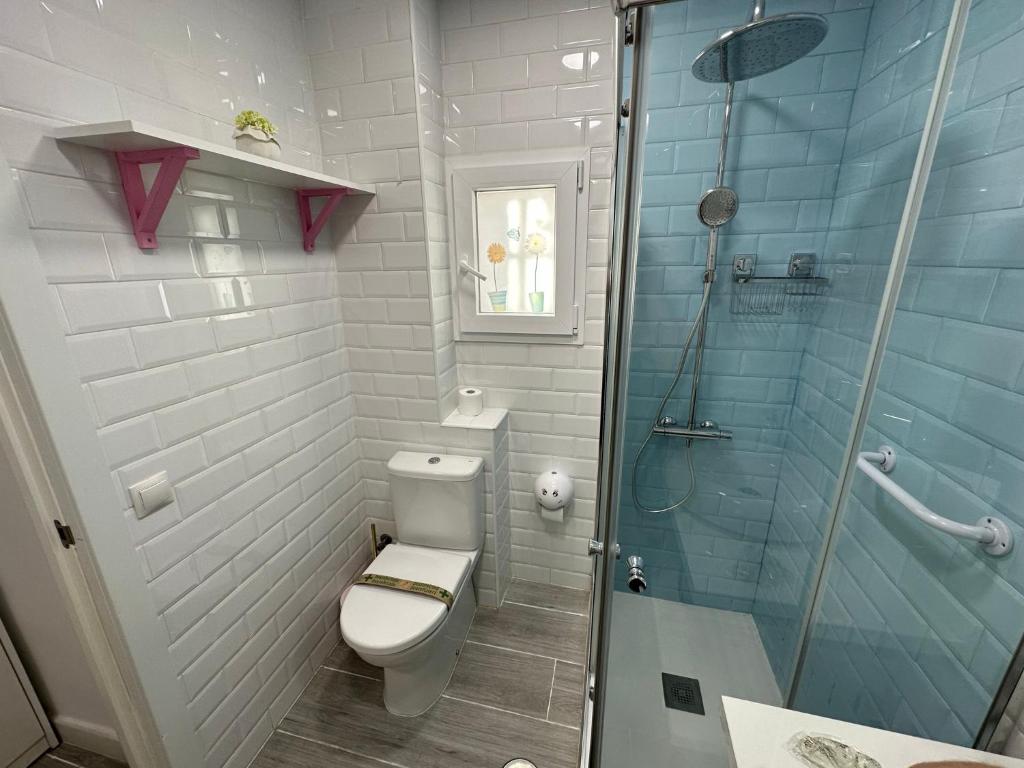 Kúpeľňa v ubytovaní Apartamento con jardín privado