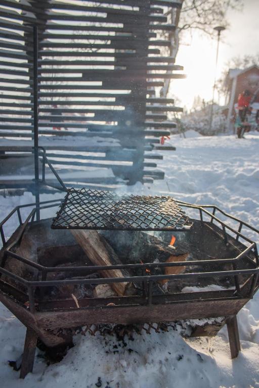 Принадлежности для барбекю в доме для отпуска