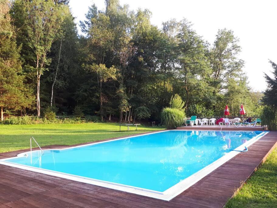 Bazén v ubytování Haus Sonnenhang +Seeblick+Pool nebo v jeho okolí