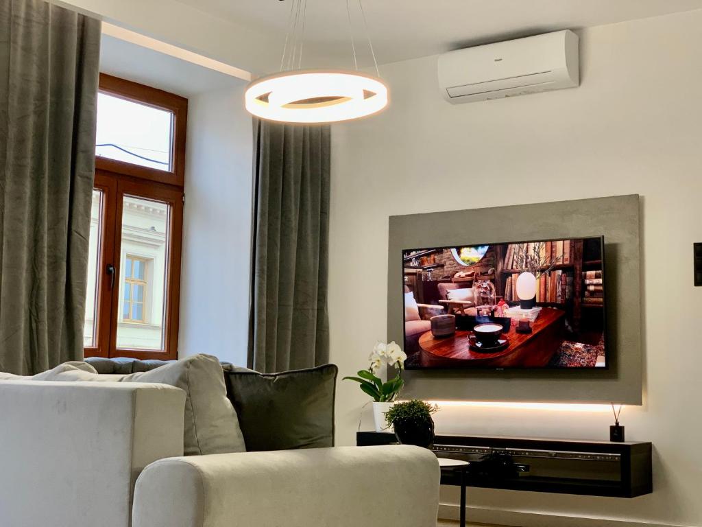 ALLURE PREMIUM APARTMENT - 2