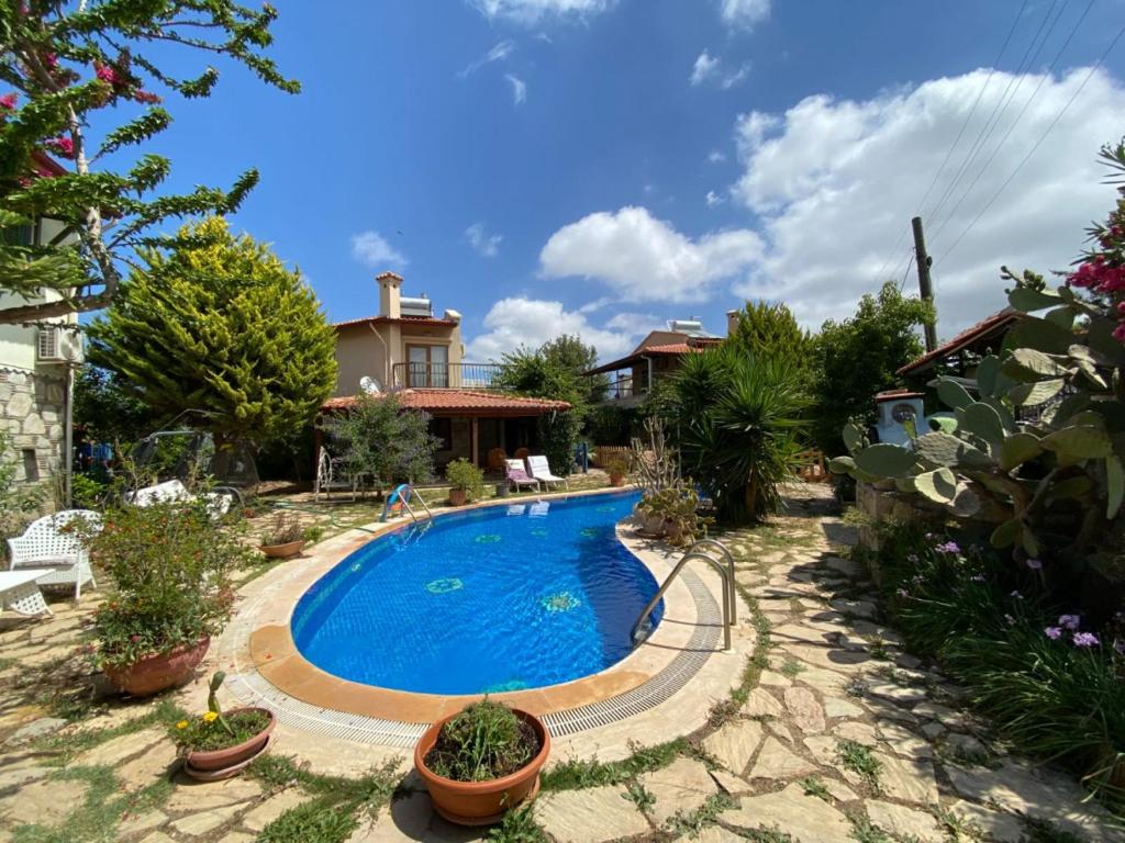 Villa with Pool and View near Old Town in Datca