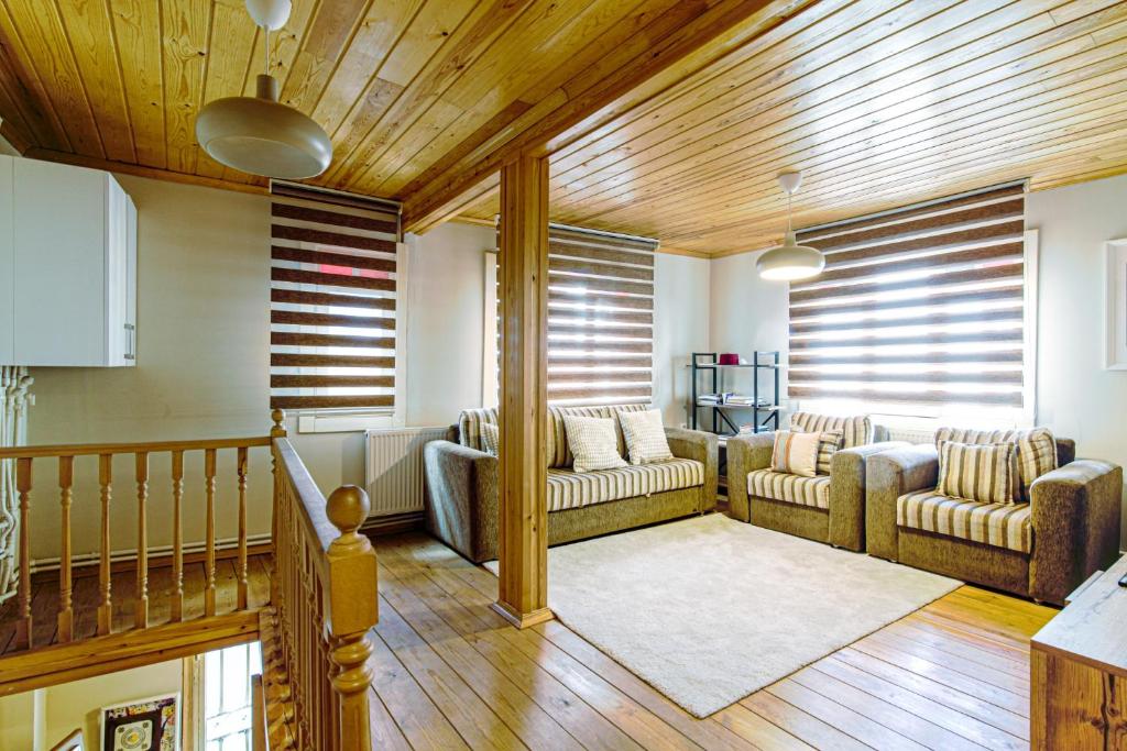 Kép Historical Duplex Villa with Patio in Beyoglu szállásáról Isztambulban a galériában