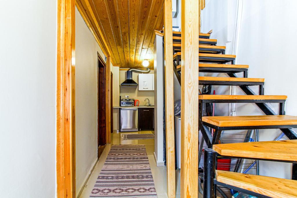 Kép Historical Duplex Villa with Patio in Beyoglu szállásáról Isztambulban a galériában