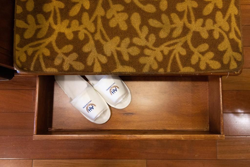 The Allen Hotel - King Room - Disability Access