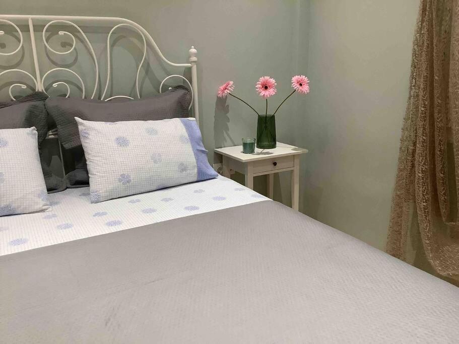 Postel nebo postele na pokoji v ubytování NG Luxury Apartments at Nea Kallikrateia No 1